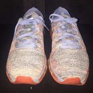 NIKE Flyknit Airmax Runner